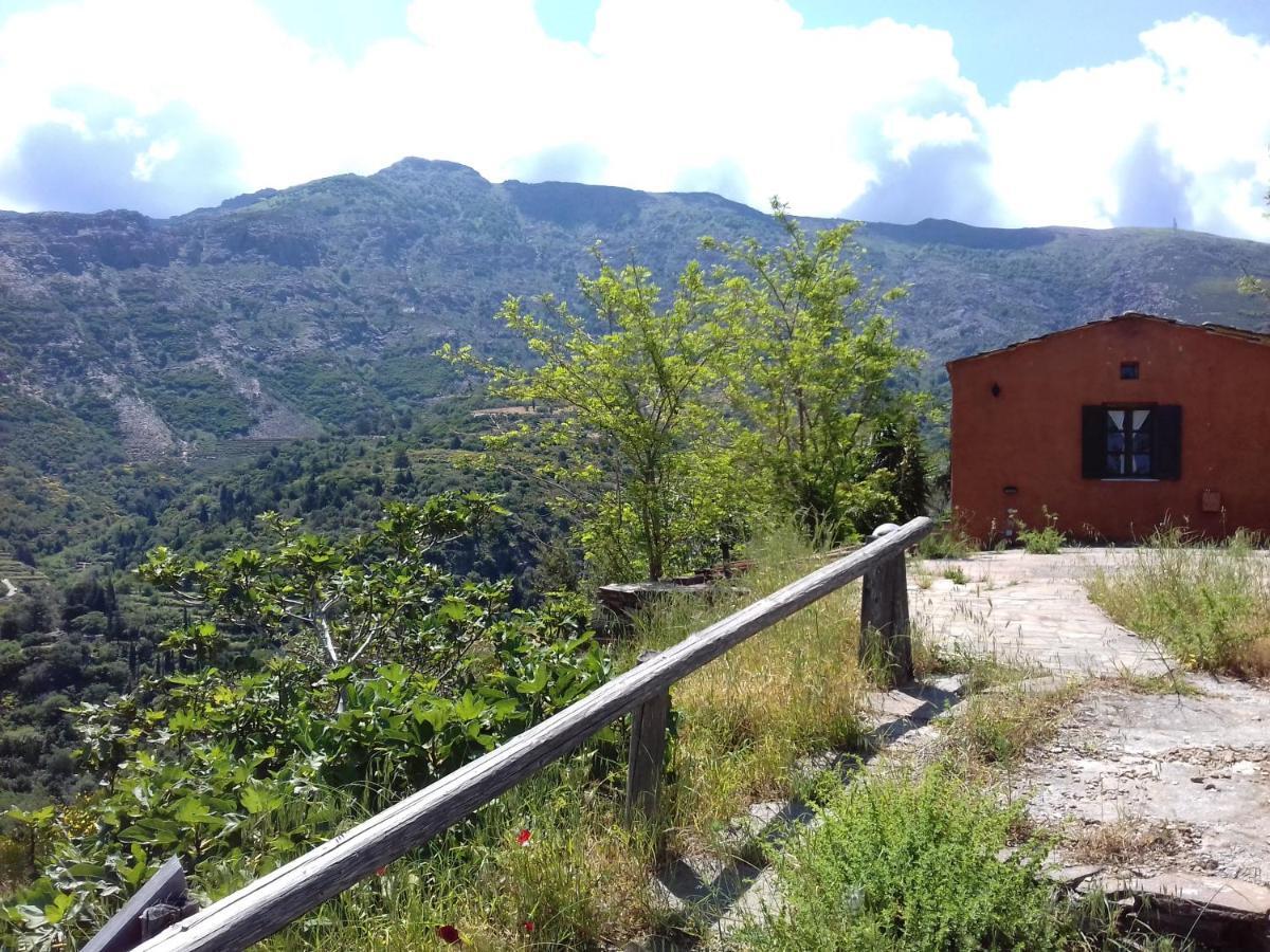 Ikarian Centre - Accommodation & Mountain Hiking Evdilos  Exterior photo